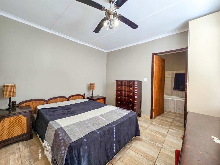 3 Bedroom Property for Sale in Stilbaai Wes Western Cape